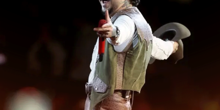 Christian Nodal se divierte con apodo ‘El Golfo de México’ y responde así