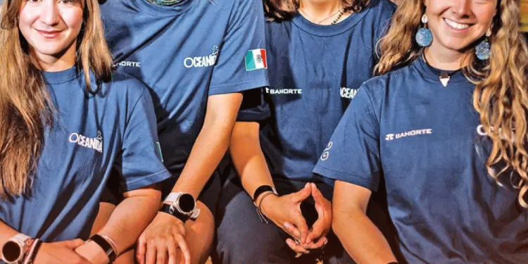 Policías salvan a niña de tres años que sufrió asfixia por atragantamiento