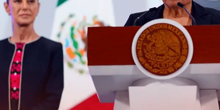 Regresan ambulantes a su ubicación original