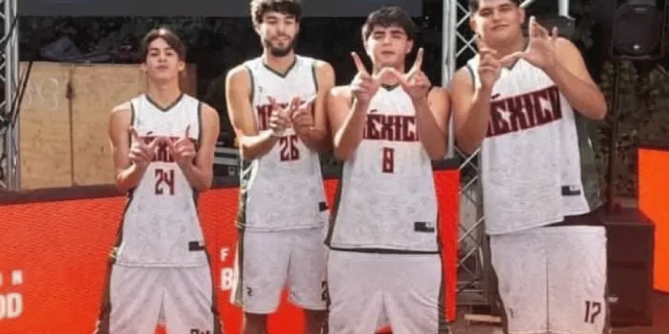 Hospitalizan de emergencia a Kristi Noem, secretaria de Seguridad de EU