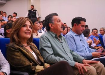 PRESIDENTE LAMARQUE PARTICIPA EN PRESENTACIÓN DE PROYECTOS DE SOFTWARE
