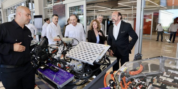 BBVA México regalará licencias de ChatGPT Go a sus 34 millones de clientes