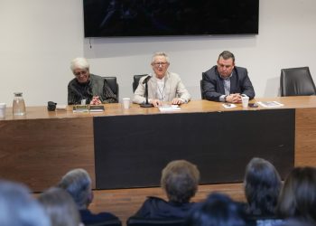 El Congreso de Sonora llevó a cabo la presentación del libro ”Juan Nentwig, vida y obra del jesuita que forjó la sierra alta de Sonora”, obra que rescata el legado del misionero alemán, el cual dedicó su vida al trabajo social, espiritual y científico en territorio sonorense.
