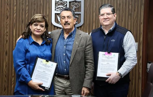 AVALA JAVIER LAMARQUE FIRMA DEL CONTRATO COLECTIVO DE TRABAJO ENTRE OOMAPASC Y SUTOC PARA EL PERIODO 2026-2028