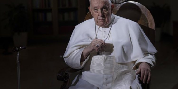 BUSCAN DESALOJAR A BILLIE EILISH EN LOS ÁNGELES