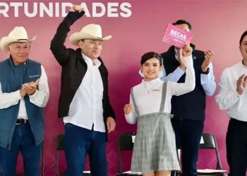 Sonora invierte más de 6 millones de pesos en agua, modernización agrícola e infraestructura educativa para fortalecer comunidades rurales