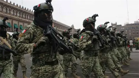 IMPACTANTE HALLAZGO EN OHIO: TRABAJADOR ENCUENTRA A PRESUNTO LADRÓN ESCONDIDO ENTRE LA BASURA