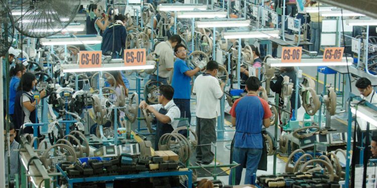 NO HABRÁ ESTÍMULOS FISCALES PARA REDUCIR LA JORNADA LABORAL