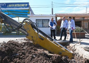 Trabajos de reparación de infraestructura sanitaria por Blvd. Ramírez entre Tabasco y Coahuila.