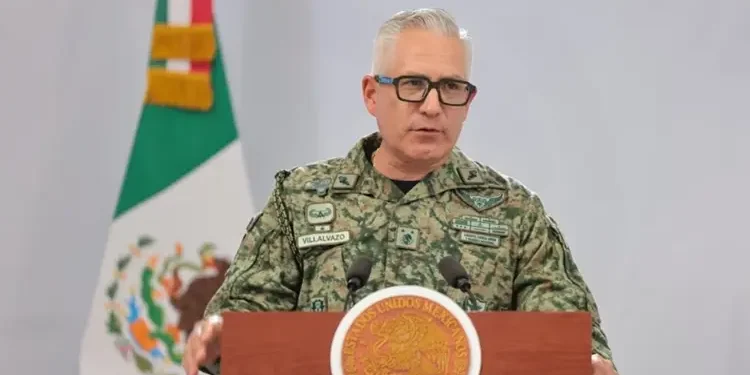 DURAZO RECONOCE A AGENTES DE LA AMIC POR SU LABOR EN SEGURIDAD EN SONORA