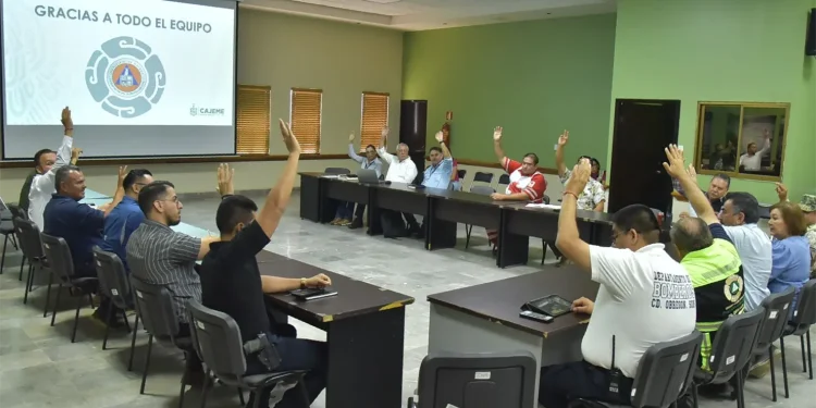 REESTABLECEN SUMINISTRO DE AGUA EN COLONIA ROSALES TRAS DESCARTAR QUÍMICOS EN CANAL ALTO