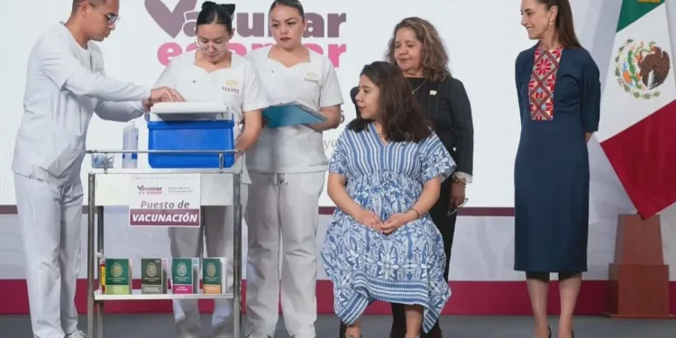 DURAZO IMPULSA TRANSPORTE Y VACUNACIÓN EN CAJEME