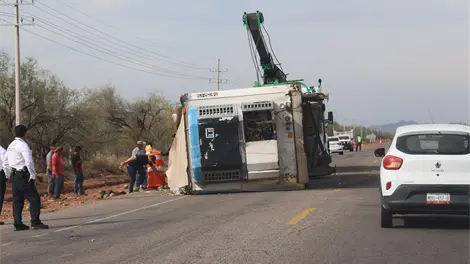 ACCIDENTE EN CARRETERA HERMOSILLO–BAHÍA DE KINO GENERA ALERTA