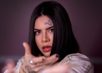 Ptazeta anuncia el sencillo ‘Ponte pal sexo’ como parte de su debut con Interscope