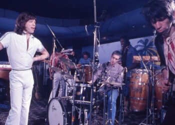 The Rolling Stones comparte parte de sus shows en 1977 como ‘The Cockroaches’