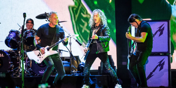 Metallica continúa de racha y publica un video con la letra de ‘Master of Puppets’