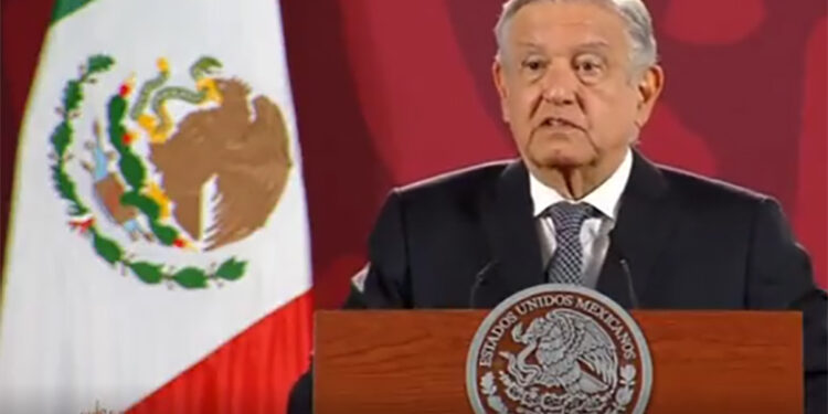 Confirma AMLO que Sedena busca crear su propia aerolínea; incluiría el Avión Presidencial