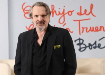 Miguel Bosé fue hospitalizado en México