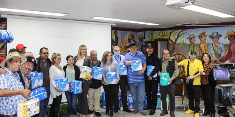 REPORTEROS Y MEDIOS DE COMUNICACIÓN SE SUMAN A LA CAMPAÑA + PAÑALES 2022 DE DIF CAJEME