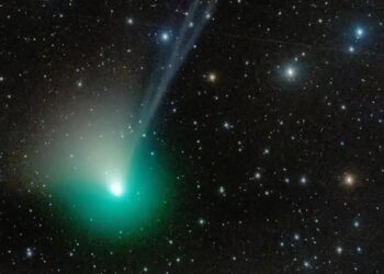 Después de 50 mil años regresa al sistema solar el llamado “cometa verde”