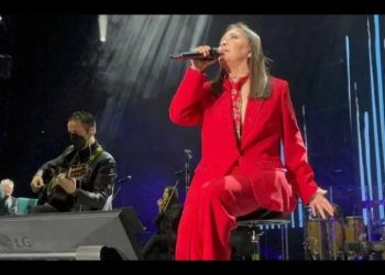 Ana Gabriel anunció su retiro de los escenarios tras hablar de política y recibir “faltas de respeto”