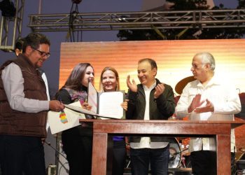 Gobernador Alfonso Durazo impulsa turismo con la declaración de Villa de Seris como Barrio Mágico