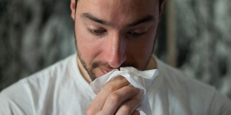 Mayoría de mexicanos que viven con poliposis nasal padecen pérdida de olfato