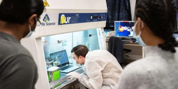 Vinculan COVID con una posible fuga en China