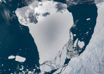 Gigante iceberg, del tamaño de Londres, se desprende de la Antártica