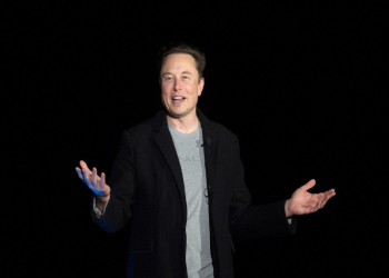 Elon Musk pide pausa en la inteligencia artificial; ¿ya le dio miedito?