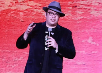 Piden cancelar al comediante Franco Escamilla por comentarios machistas