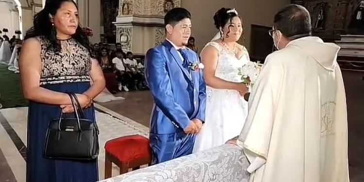 Boda viral: el momento en que el novio confesó al sacerdote que era “obligado” a casarse