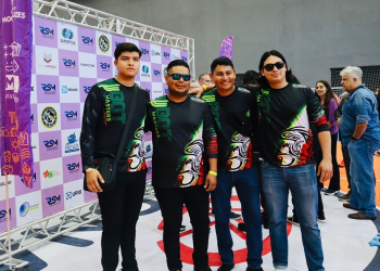 Participan estudiantes sonorenses en competencia de robótica en Brasil