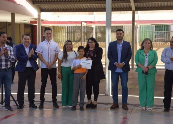 PROMUEVE AYUNTAMIENTO VALORES EN LUNES CÍVICO EN ESCUELA PRIMARIA LUIS ENCINAS