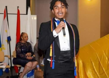 Joven Récord: Tiene 16 años y recibió 9 millones en becas para ingresar a universidad