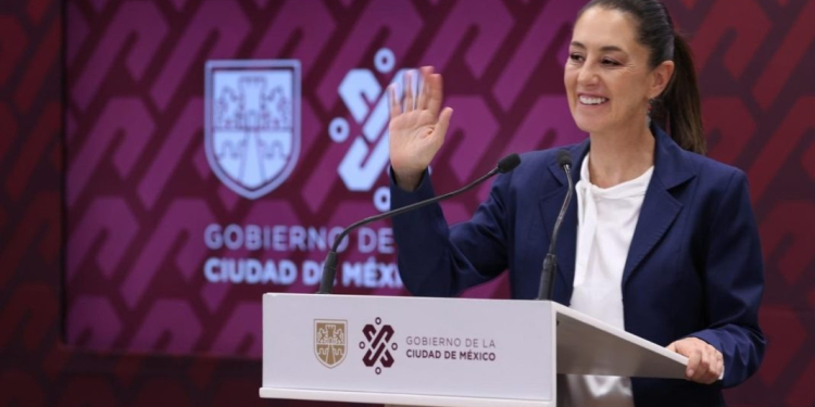 SHEINBAUM: AUMENTAMOS EL INGRESO A CERCA DE 26 MIL TRABAJADORES DEL GOBIERNO QUE PERCIBÍAN, INCLUSO, MENOS DEL SALARIO MÍNIMO