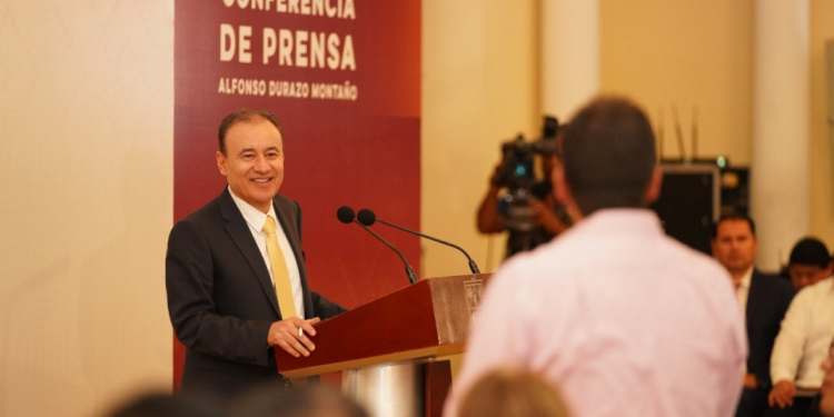 Presenta Gobernado Alfonso Durazo iniciativa de ley de notarías