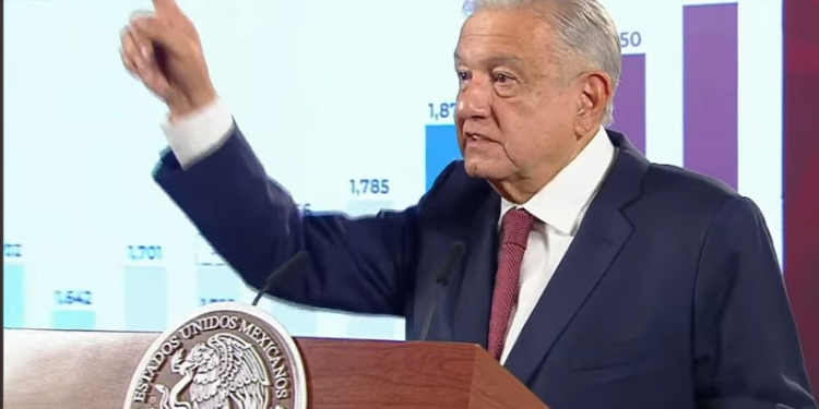 En 2024 se llegará a la meta de producir 2 millones de barriles diarios: AMLO