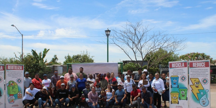 VECINOS DE LA COLONIA PIONEROS DE CAJEME SON ATENDIDOS EN MODULO MOVIL DE OOMAPAS ESTE SABADO