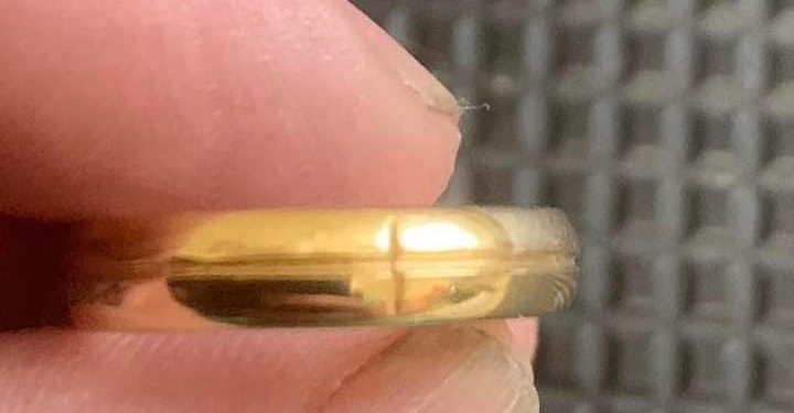 Se encontraba buceando en fondo del mar y no creerás lo que encontró