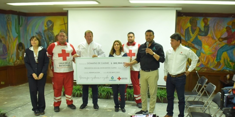 APOYA OOMAPAS A CRUZ ROJA