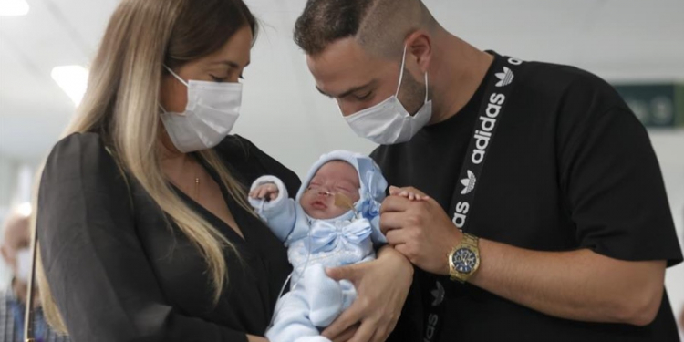 Nace en España el primer bebé de una mujer con útero trasplantado