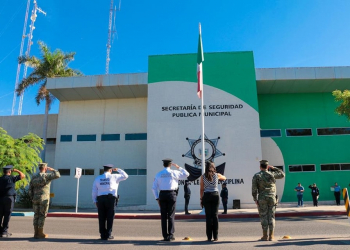 EFECTÚA SSPM LUNES CÍVICO PARA FORTALECER EL RESPETO A LÁBAROS PATRIOS