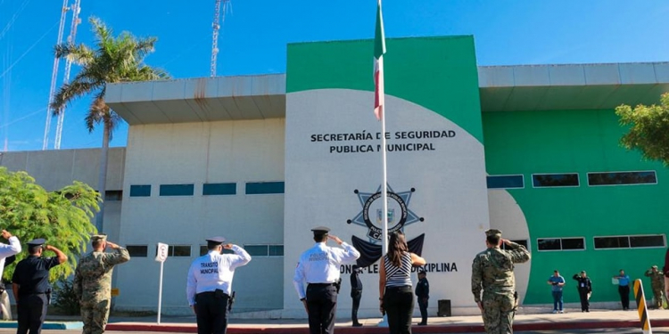 EFECTÚA SSPM LUNES CÍVICO PARA FORTALECER EL RESPETO A LÁBAROS PATRIOS