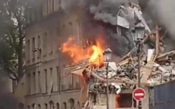 EXPLOSIÓN EN CENTRO DE PARÍS DEJA 29 HERIDOS Y DOS DESAPARECIDO