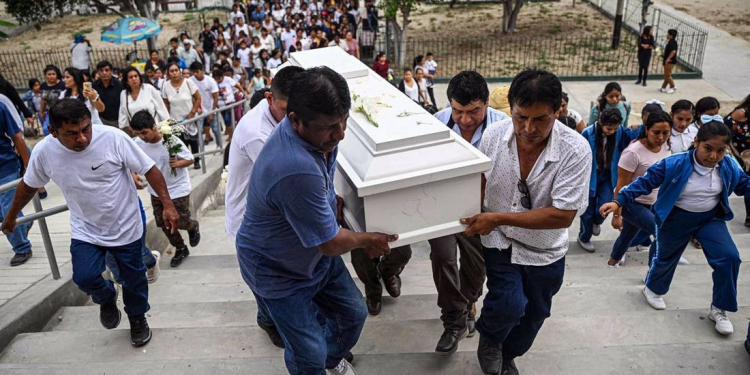 PERÚ, SUMIDO EN SU PEOR BRONTE DE DENGUE EN AÑOS