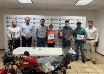 ENTREGA PREMIOS DEL MES DEL PADRE EL OOMAPAS DE CAJEME