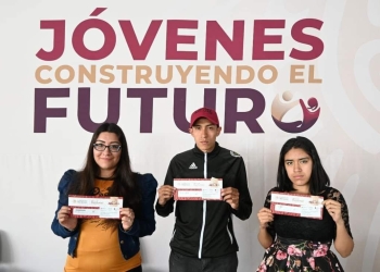 ENTREGA GOBIERNO FEDERAL MÁS DE 215 TARJETAS A BENEFICIARIOS DEL PROGRAMA DE JÓVENES CONTRUYENDO EL FUTURO DE CAJEME
