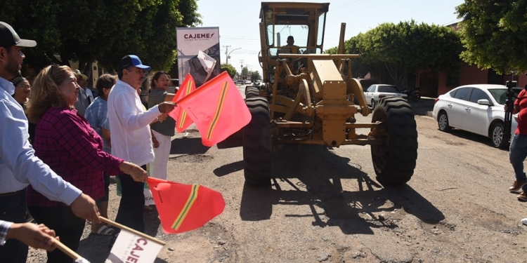 JAVIER LAMARQUE SIN DEJAR DE TRABAJAR: ARRANCA OBRA DE REHABILITACIÓN DE CALLES 6 DE ABRIL Y NIÑOS HÉROES
