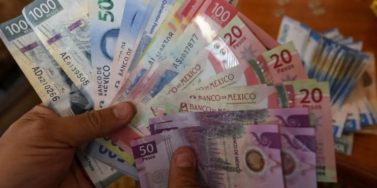 ECONOMÍA MEXICANA SE ESTANCA INESPERADAMENTE EN MAYO FRENTE A ABRIL